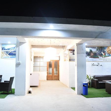 Republika Urban Abbottabad Exterior photo